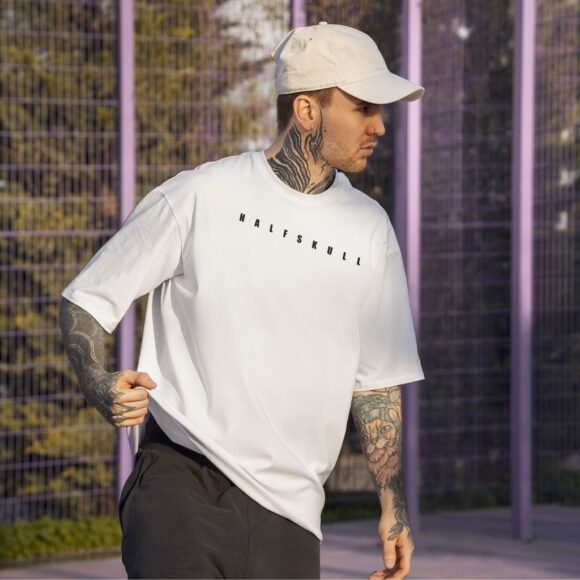 HALFSKULL Oversized T-Shirt – Built for the Grind - Image 4