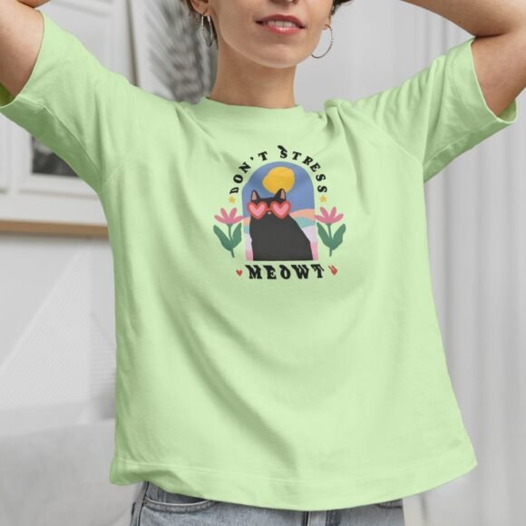 Brighten your day with this playful pastel green oversized t-shirt - Image 4