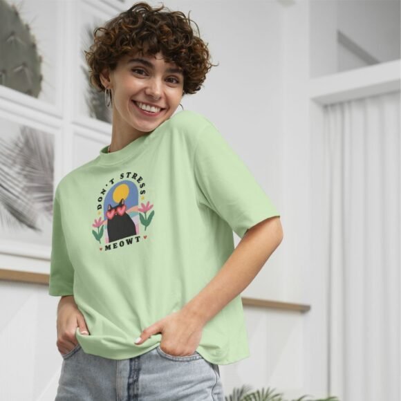 Brighten your day with this playful pastel green oversized t-shirt - Image 2