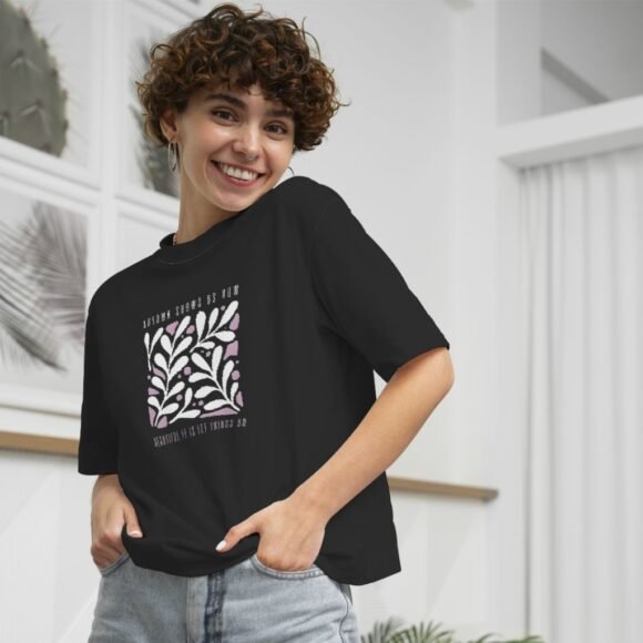 Women's Oversized Graphic T-Shirt – Casual & Stylish Comfort - Image 2
