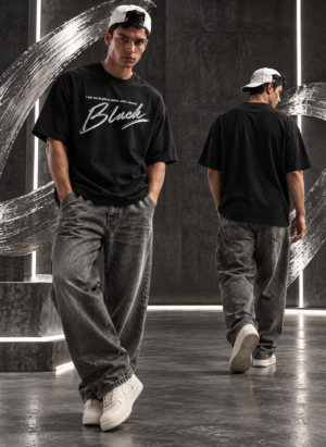 Black statement black oversize tee