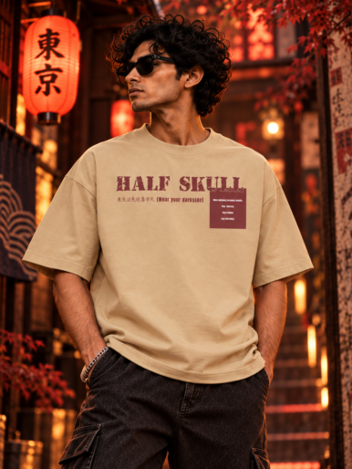 Midnight dark Tokyo beige oversize tshirt